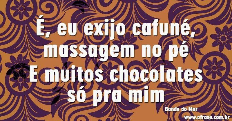 Montagem florida - É, eu exijo cafuné, massagem ...