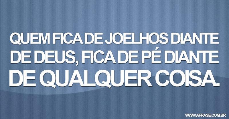 Montagem azul - Quem fica de joelhos diante ...