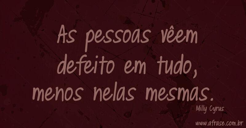 Montagem roxa - As pessoas vêem defeito em tudo...