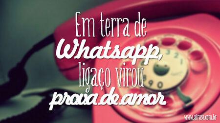 Em terra de WhatsApp, ligação virou prova de amor.